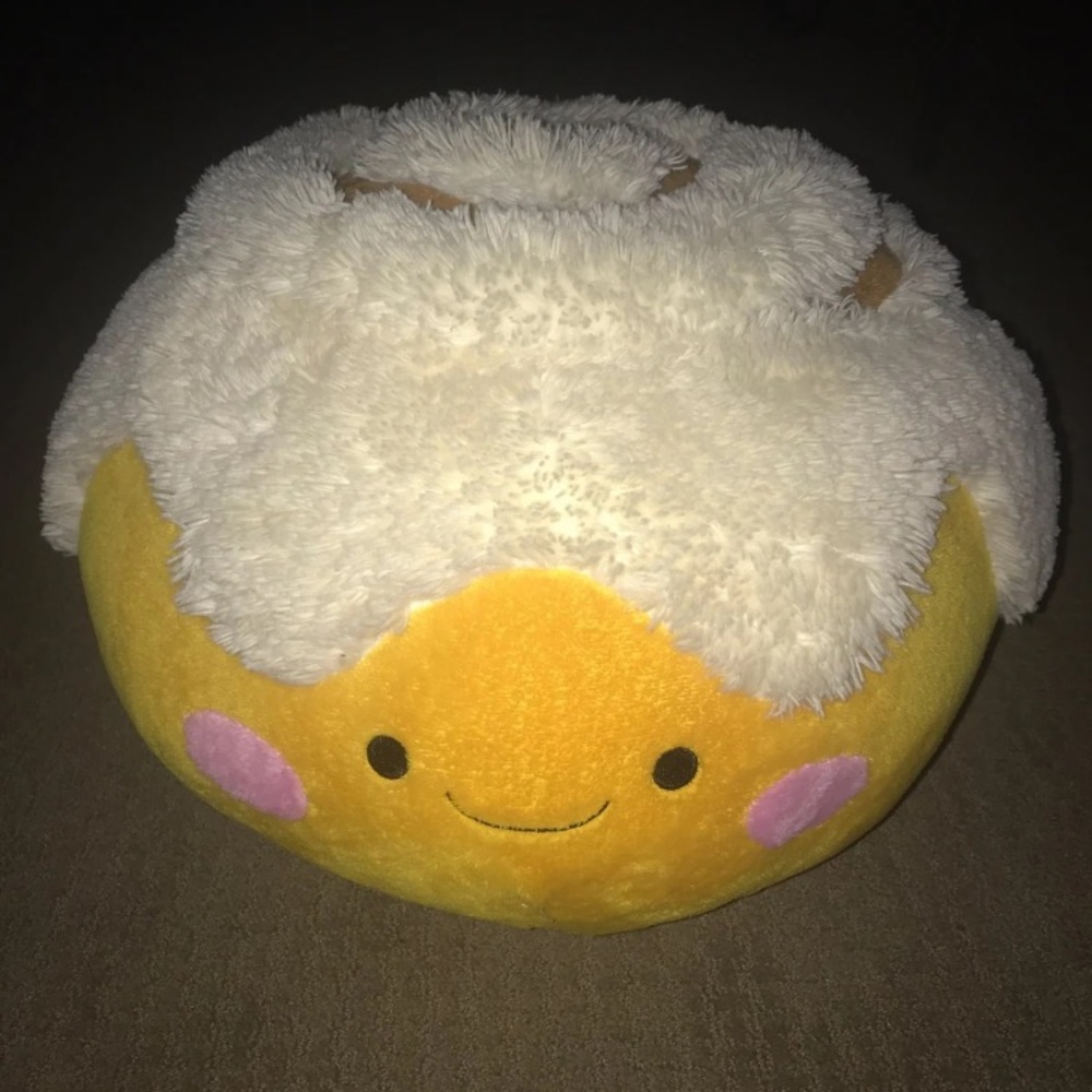 Cinnamon bun stuffed animal
